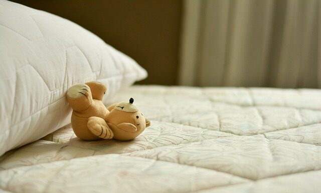 Gdzie wyrzucić materac z gąbki?