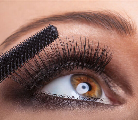 Kleje do rzęs i szczoteczki do rzęs – duet, który decyduje o trwałości i estetyce stylizacji Kleje do rzęs i szczoteczki do rzęs